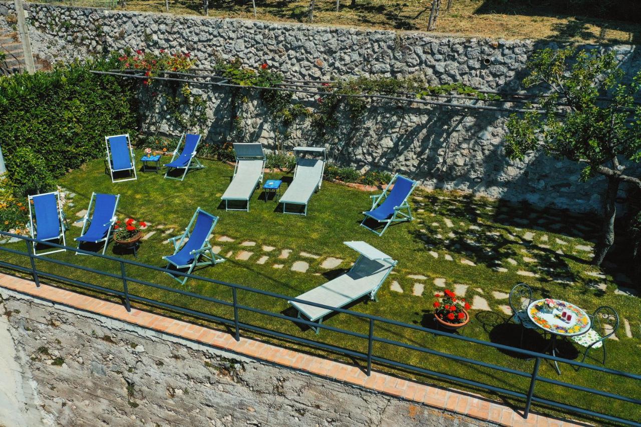 Hotel Roccia Fiorita Furore Exterior foto